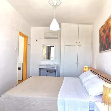 3rd Floor In Town With Sea View Appartement