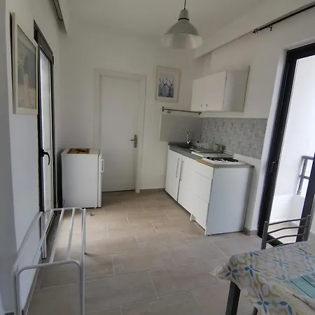 3rd Floor In Town With Sea View Daire