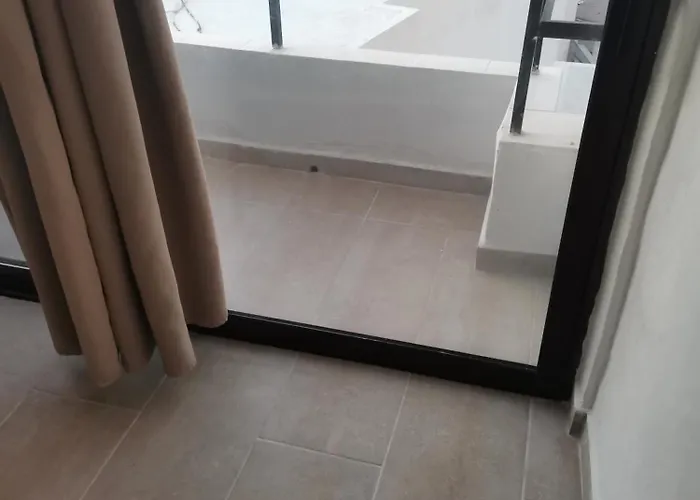 شقة 3rd Floor In Town With Sea View Rhodes City