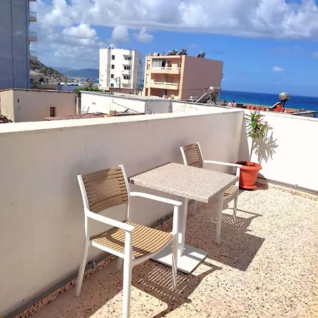 3rd Floor In Town With Sea View Apartment *