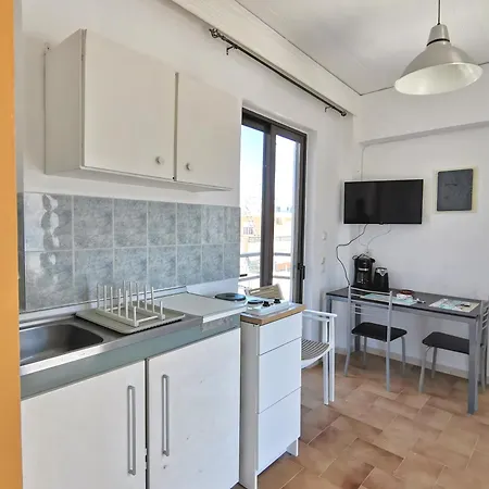 Apartment 3rd Floor In Town With Sea View *
